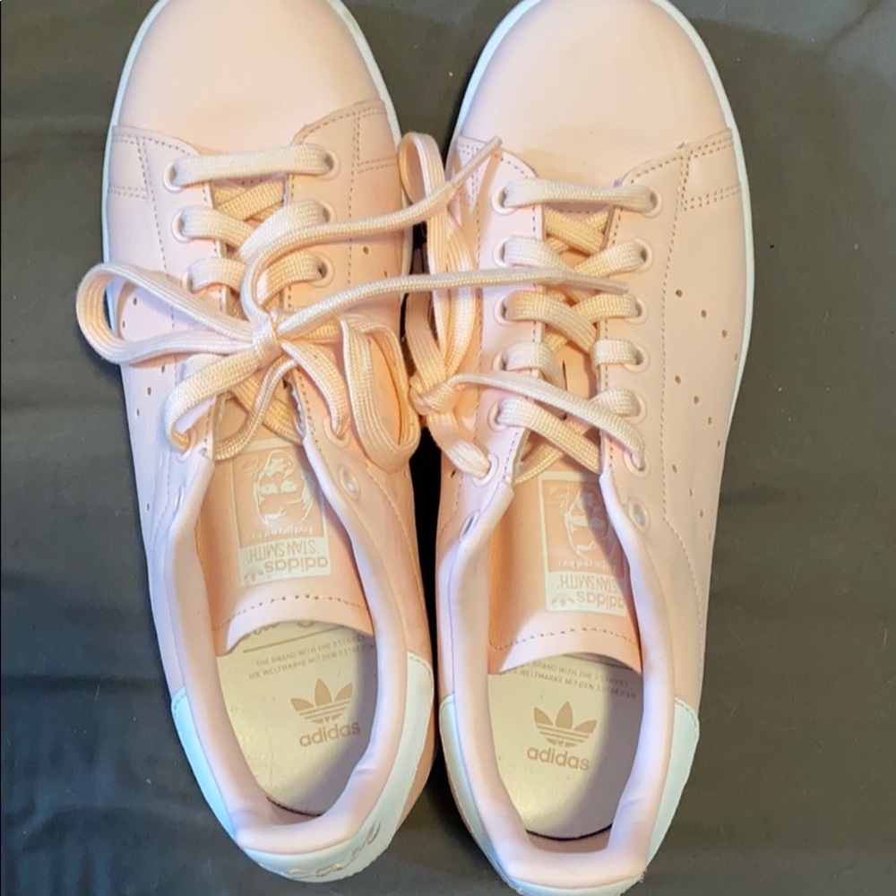 baby pink Adidas - Stan Smith